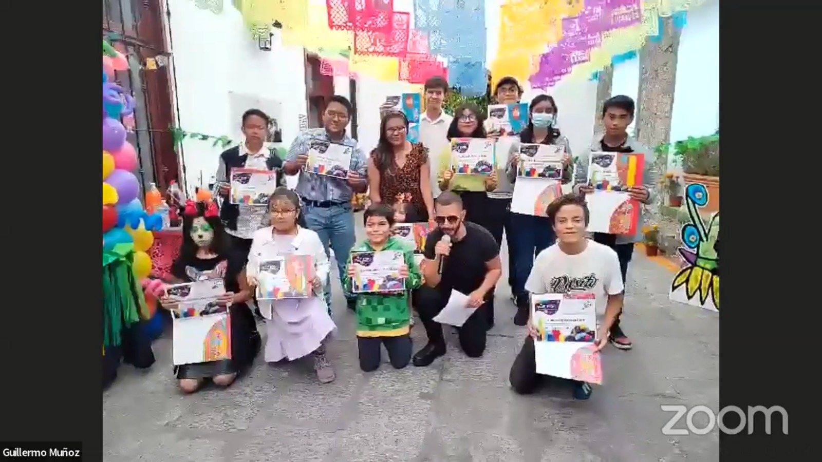 Alrededor de 60 alebrijes representados en escultura y dibujo ahora forman parte de la exposición “Un sueño de colores”