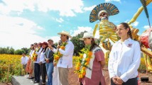 Con recorrido en el “Valle De Catrinas”, Sergio Salomón mantiene costumbres y tradiciones de Puebla