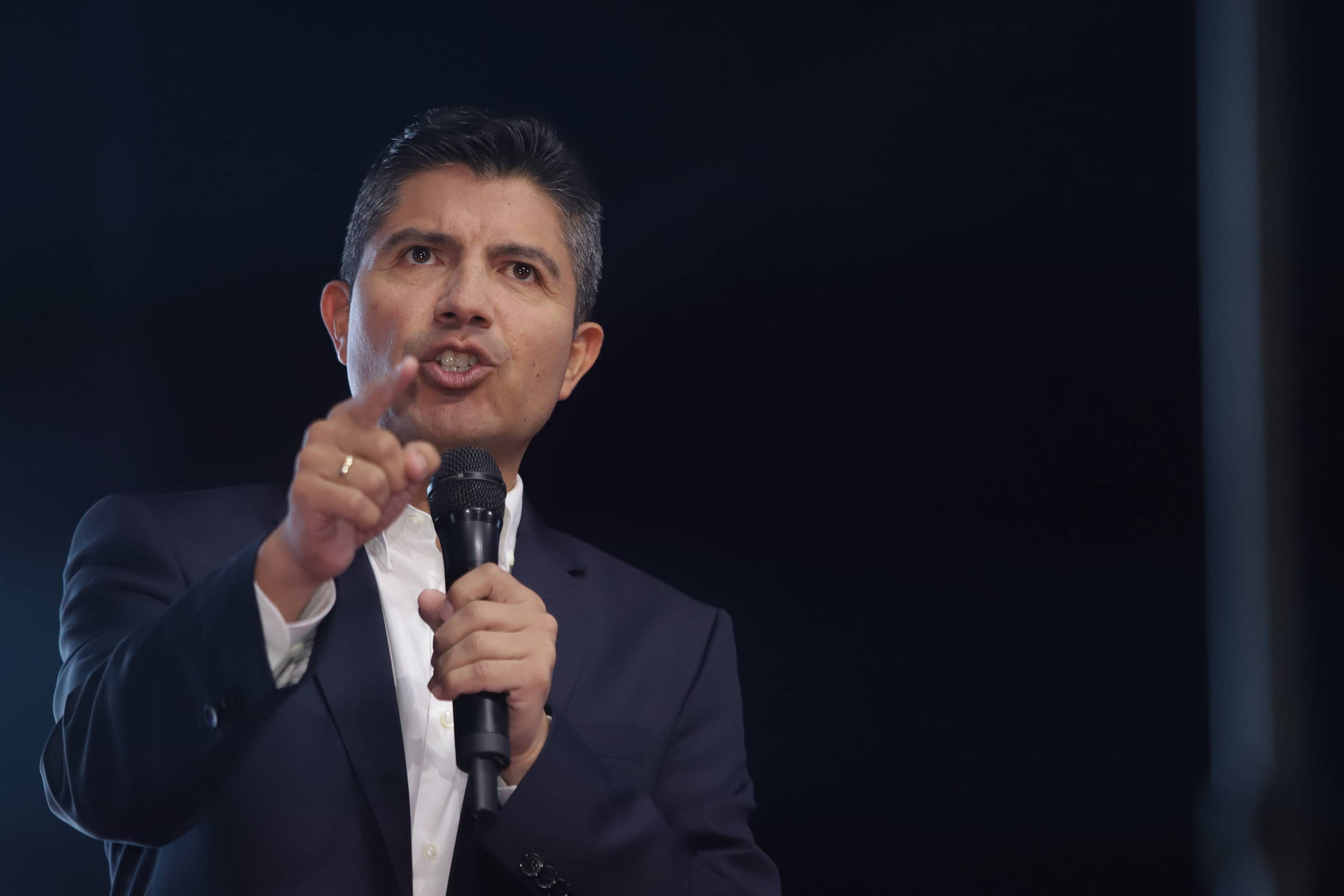 Eduardo Rivera buscará la candidatura a gobernador para corregir el estado de Puebla