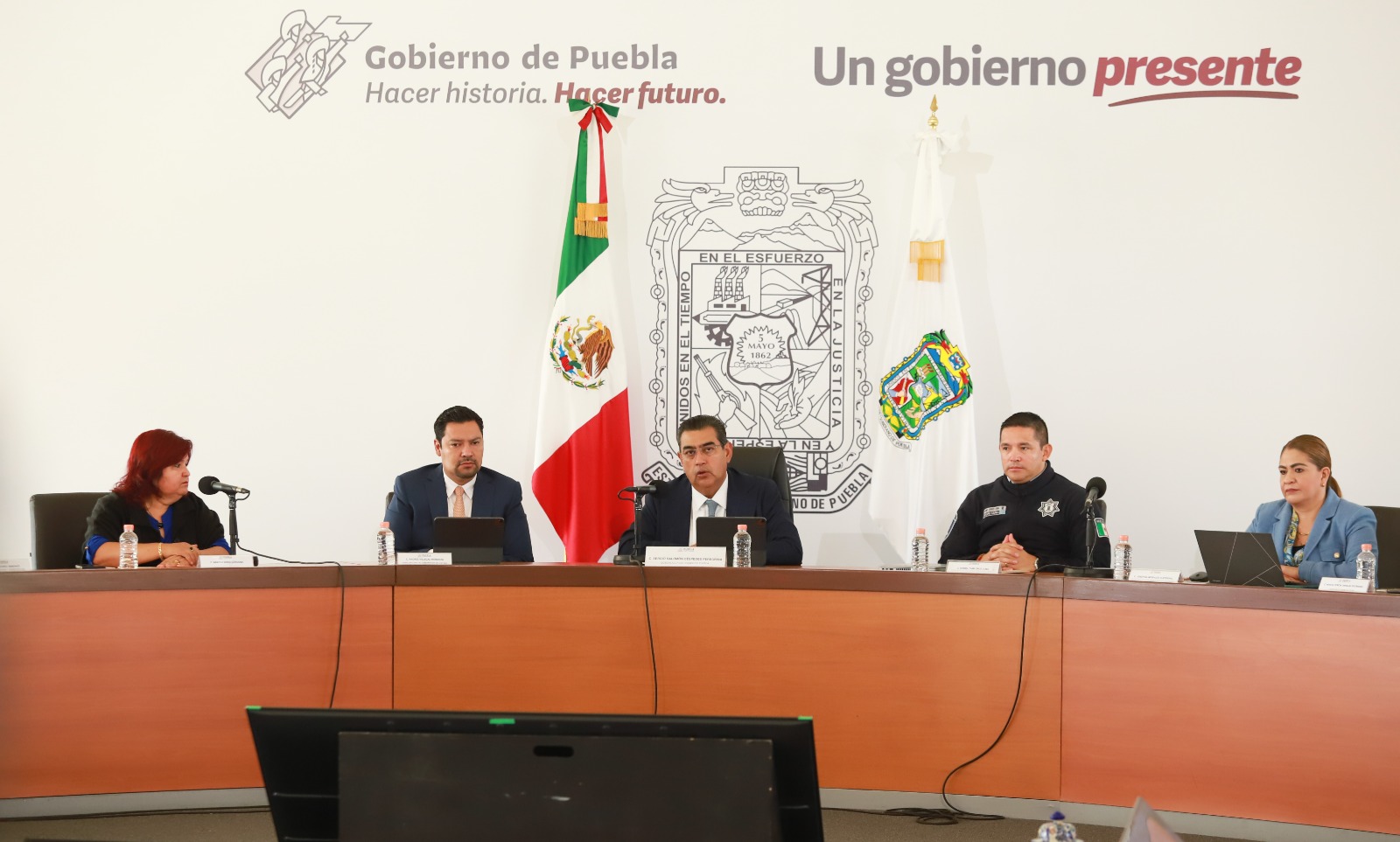 Para realizar el pago a seis meses sin intereses, el adeudo debe ser mayor a mil pesos