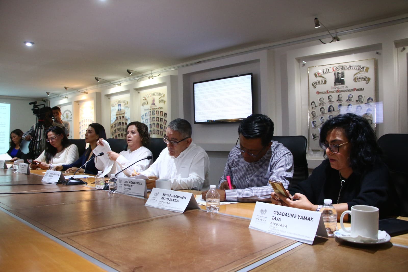 Consultas Indígenas en Puebla: Aprobación de reformas para la autonomía y cultura
