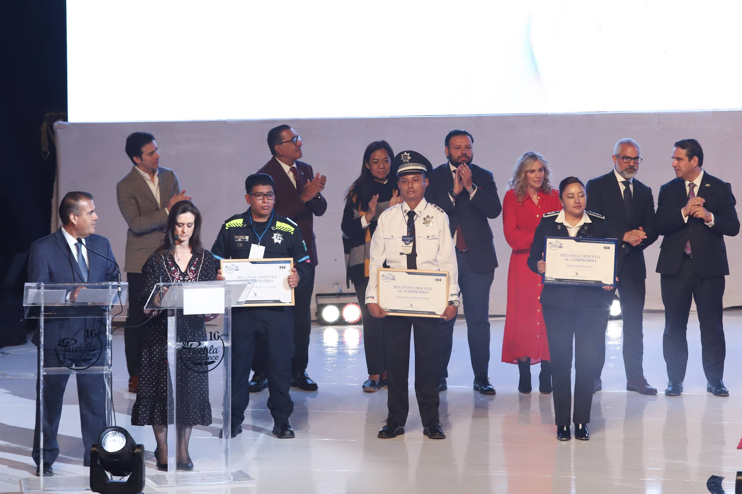 La entrega de los reconocimientos se realizó por categorías
