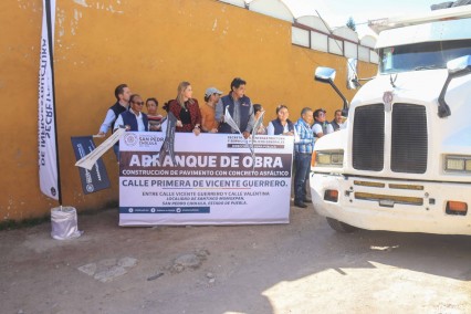 Paola Angon obras clave en Santiago Momoxpan para mejorar la vialidad