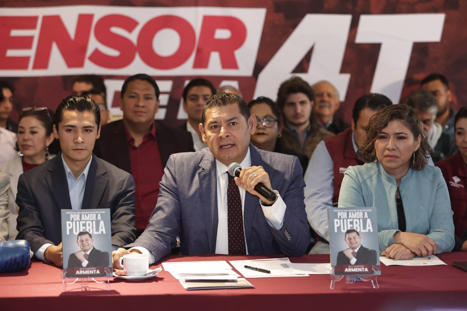 Alejandro Armenta reafirma a su coordinador de campaña