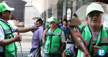 Invidentes marchan en el Centro Histórico para exigir sus derechos