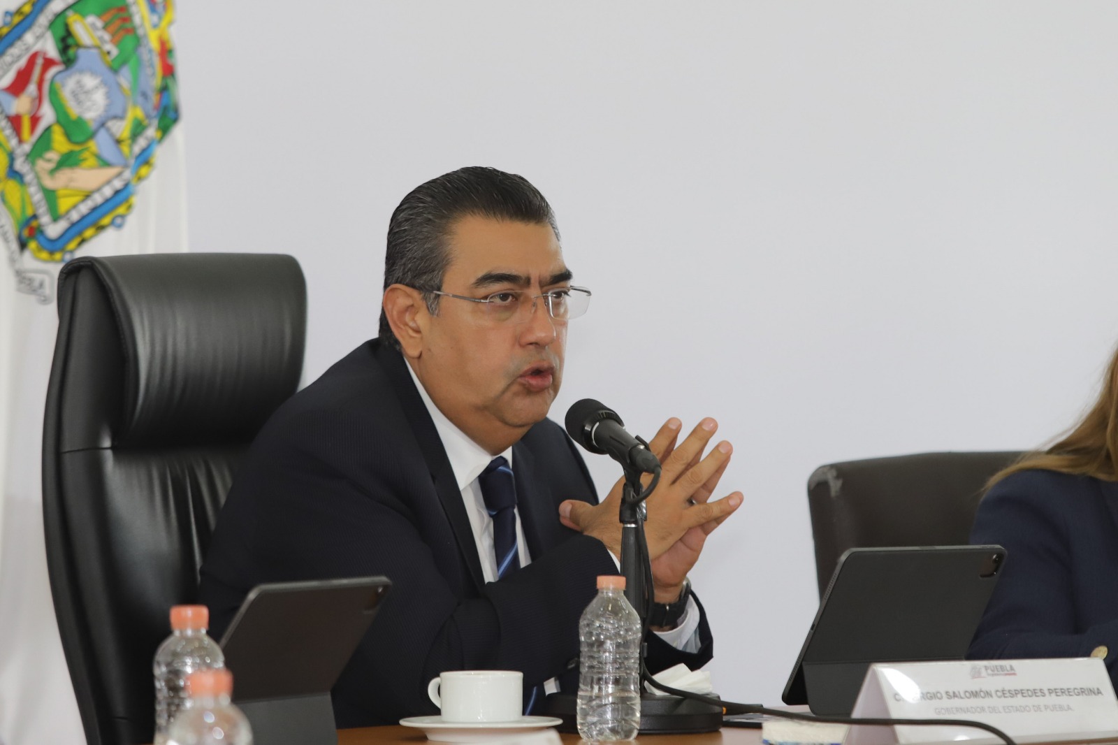 Sergio Salomón exhorta a Eduardo Rivera 