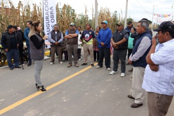 Obras integrales en Cholula: Paola Angon mejora acceso a escuelas y calidad de vida