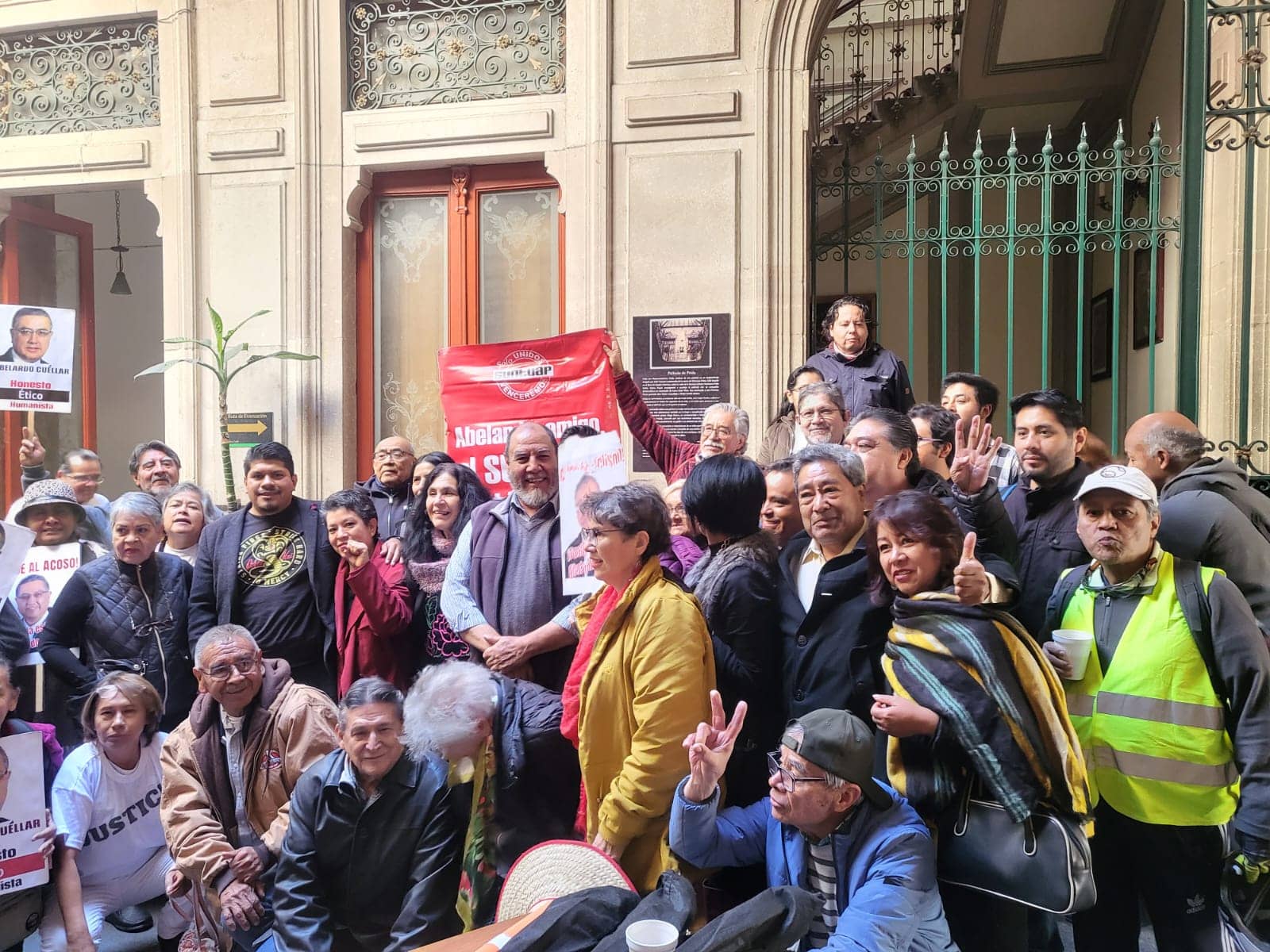 Se destacó la amplia trayectoria social de Cuellar y el respaldo social con el que cuenta lo que lo hacía atractivo a cualquier gabinete