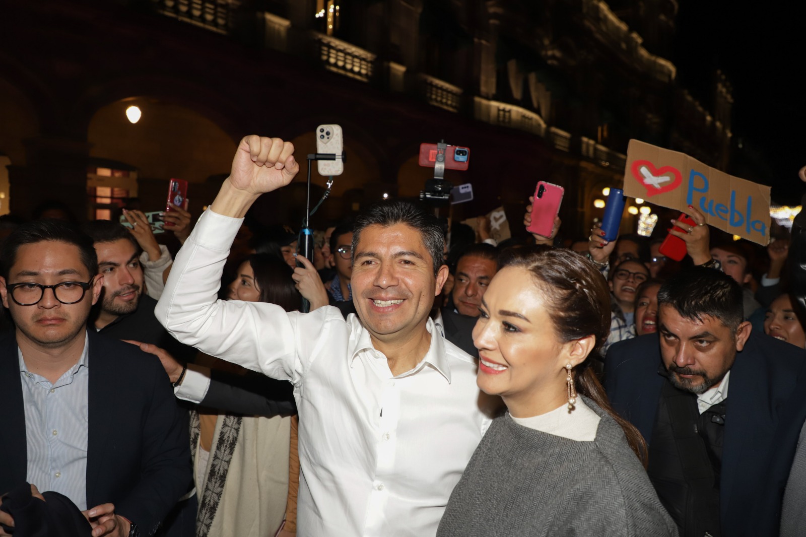 Eduardo Rivera se siente arropado por militantes