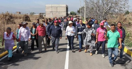 Paola Angon  inaugura calle Lerdo de Tejada, Acuexcomac en San Pedro Cholula