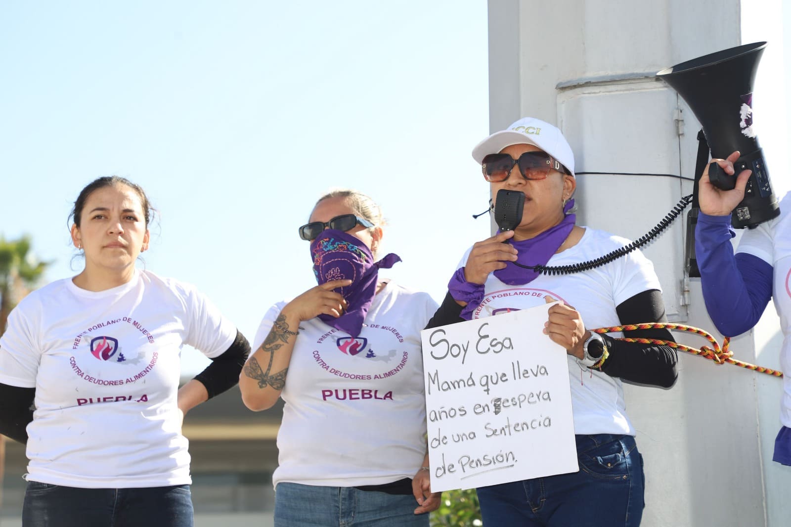 Diana González, miembro del Frente Poblano de Mujeres Contra Deudores Alimentarios 