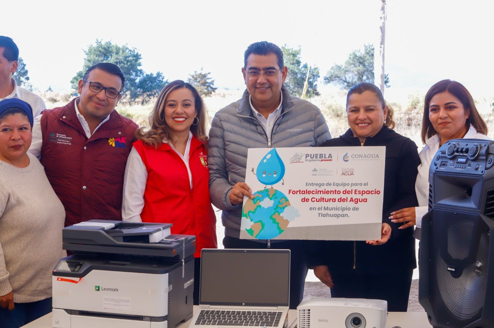 Sergio Salomón, Beatriz Torres Trucios (CONAGUA) y Rosiceli Díaz Hernández