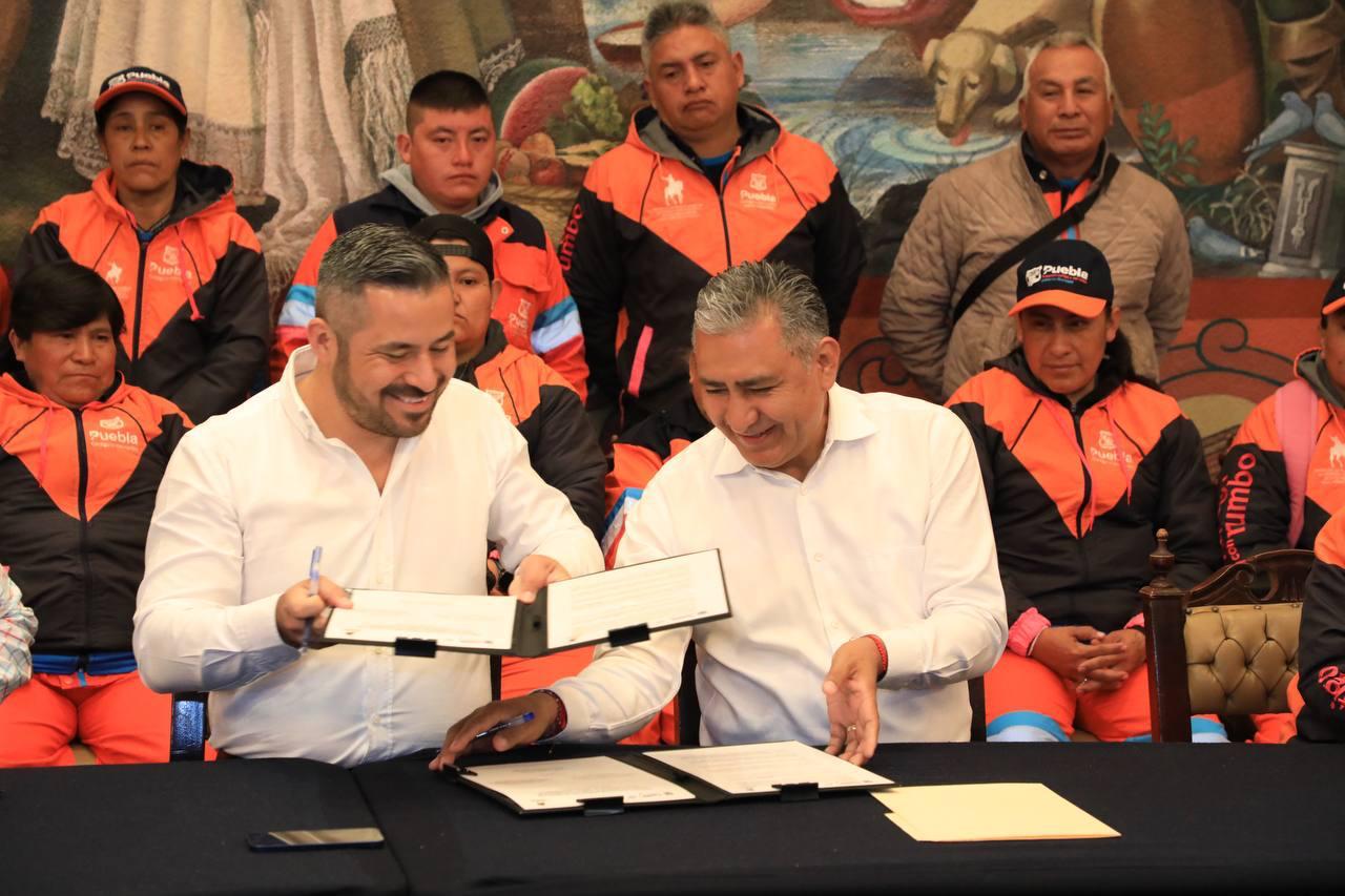  La firma del contrato colectivo de trabajo con el Sindicato Ignacio Zaragoza