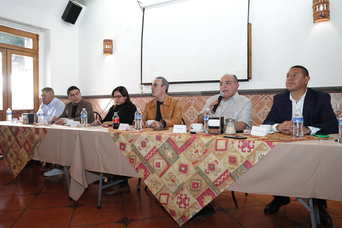 Continúa renuncia masiva del PRI: 5 ediles se van del partido