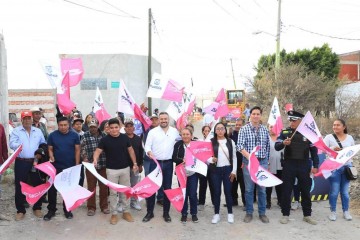 Gobierno Municipal llega a San Baltazar Tetela con obra pública básica