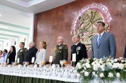 En Oriental, AMLO y Sergio Salomón presiden ceremonia por Día del Ejército Mexicano
