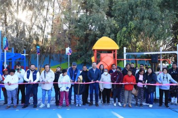 Ayuntamiento de Puebla rehabilita parque de Galaxia Castillotla