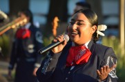 Mariachi Nacional del Movimiento Antorchista brilla en el Zócalo de Puebla con música tradicional