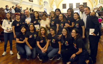 Presenta la Rectora María Lilia Cedillo Ramírez El Quijotito, obra ilustrada por niños y niñas del Círculo Infantil de la BUAP