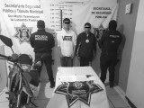 SSP de Texmelucan detiene a dos personas con probable droga y arma de fuego