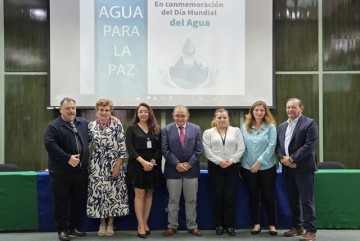 Desafíos globales del agua: Perspectivas sobre las aguas subterráneas