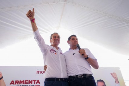 Armenta y Chedraui se comprometen a dignificar las unidades habitacionales en Puebla