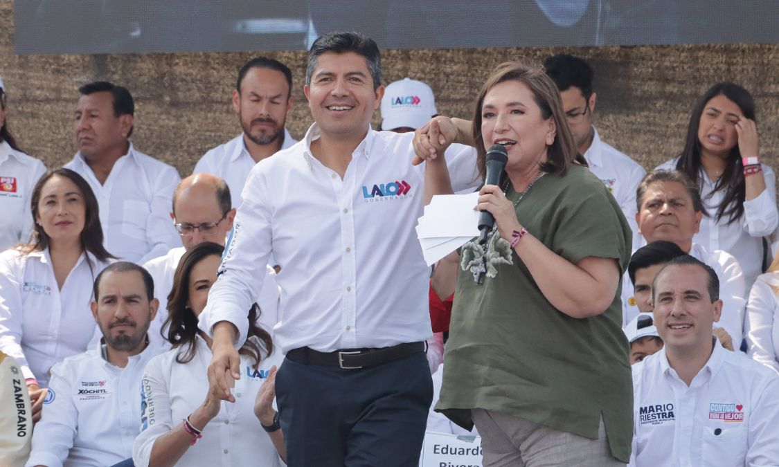 Eduardo Rivera, candidato a gobernador estado de Puebla y Xóchitl Gálvez, candidata a presidencia de la república 