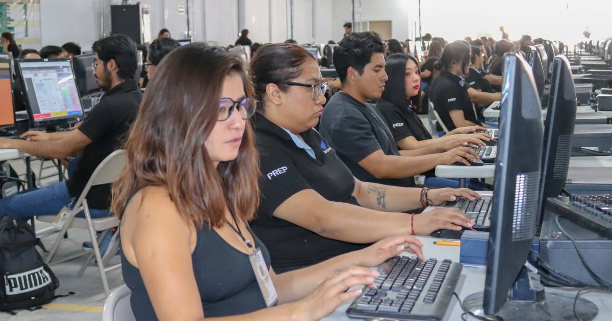 IEE y Grupo Proisi realizan simulacro del PREP en Puebla para garantizar elecciones transparentes