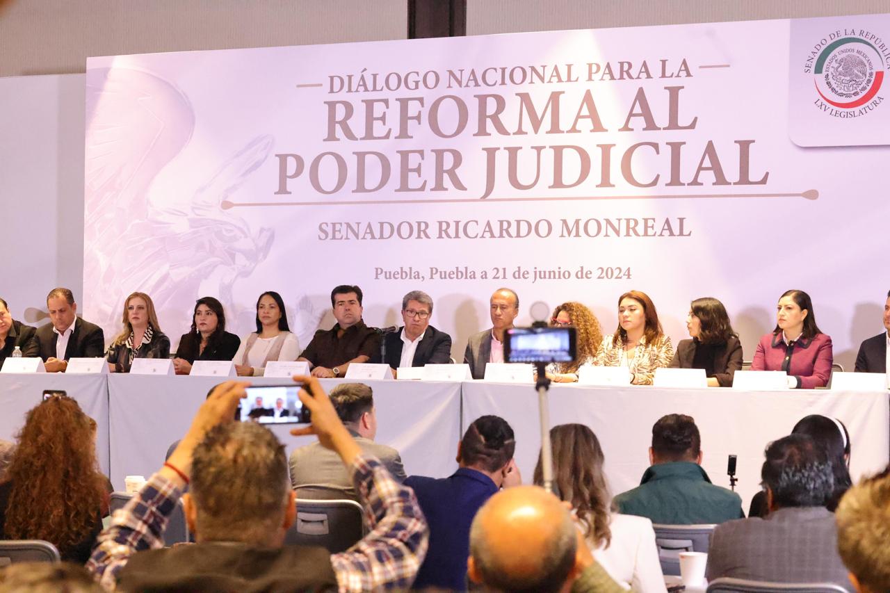 Foros y reformas: Monreal detalla próximos cambios constitucionales en México