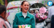 Ciudadanos reciben a Claudia Sheinbaum con flores y pastel para celebrar su cumpleaños