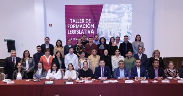  Alejandro Armenta inaugura taller de formación legislativa en Puebla