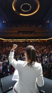 Claudia Sheinbaum Recibe Constancia como Presidenta Electa y Llama a Continuar con la Transformación de México