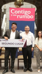 Ayuntamiento de Puebla premia a jóvenes emprendedores en 2024