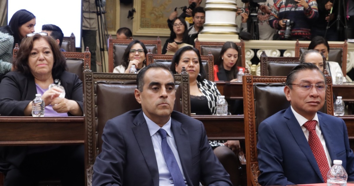 Se elige la Mesa Directiva del Congreso para la LXII Legislatura