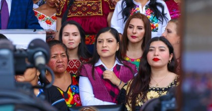 Pueblos ind&iacute;genas de Puebla celebran reforma que reivindica sus derechos