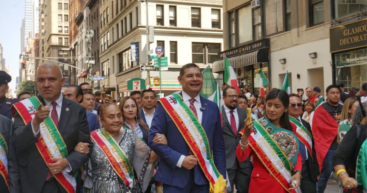 Armenta reconoce fuerza de migrantes