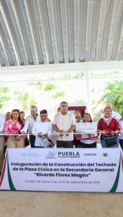 Sergio Salomón preside inauguración del techado en la secundaria general “Ricardo Flores Magón”