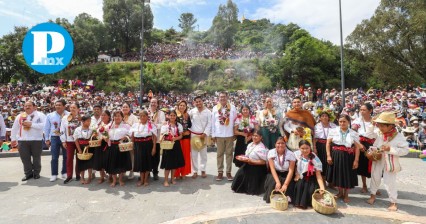 Vive Sergio Salomón su último Huey Atlixcáyotl como gobernador