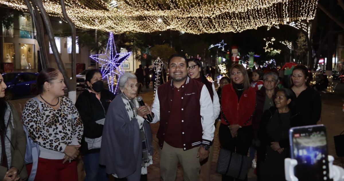"Valle Iluminado 2024" en el Paseo Hidalgo de Tehuacán