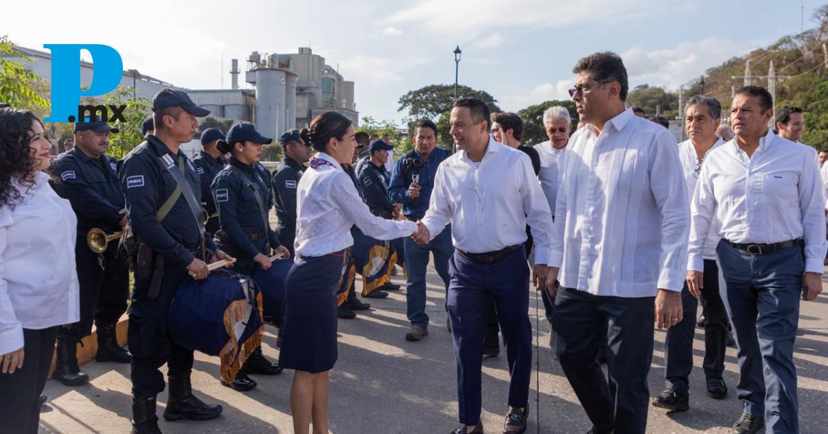 Cruz Azul celebra sus 83 años de su planta en Lagunas, Oaxaca