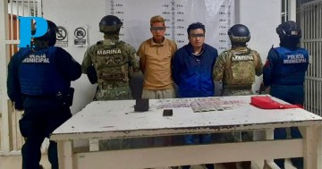 Detienen a dos con auto robado y drogas en operativo en Cuautlancingo