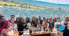 Puebla atrae a turistas internacionales en la FITUR