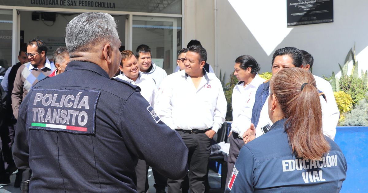 San Pedro Cholula capacita a choferes de transporte público