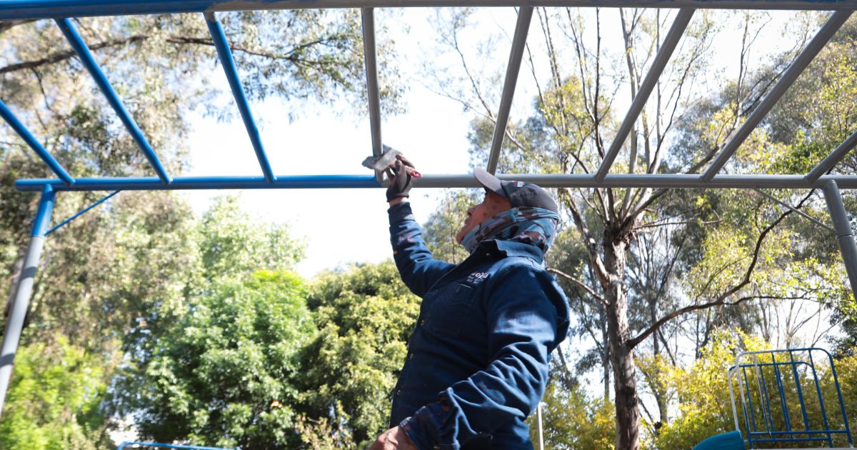 Mantiene Gobierno de la Ciudad compromiso para dar mantenimiento a las áreas verdes