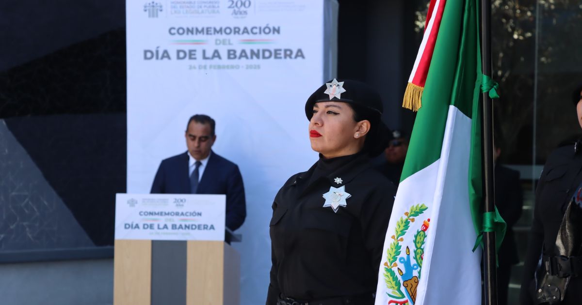 Conmemora Congreso del Estado el Día de la Bandera