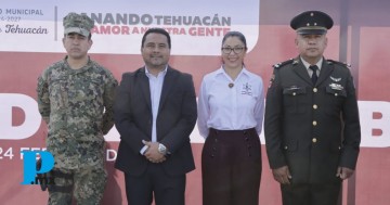 Gobierno de Tehuacán realiza ceremonia por El Día de la Bandera