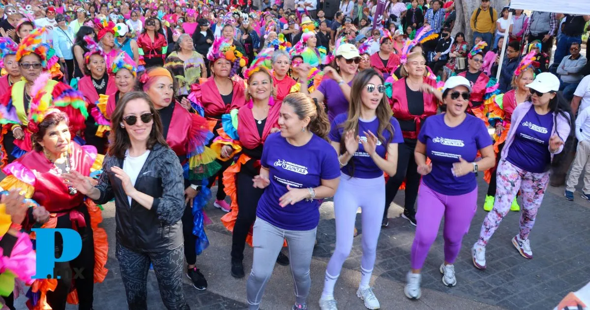 Gobierno de Puebla celebra la igualdad con activación física en el Zócalo