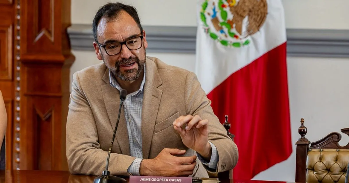 Dialoga secretario de Economía con empresarios turísticos por Estacionamiento Rotativo