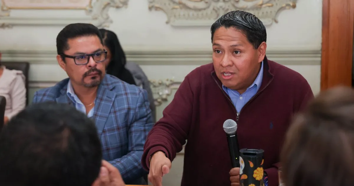 Leobardo Rodríguez especifica que serán 3 horas gratuitas y luego 10 pesos por cada hora adicional/ EsImagen