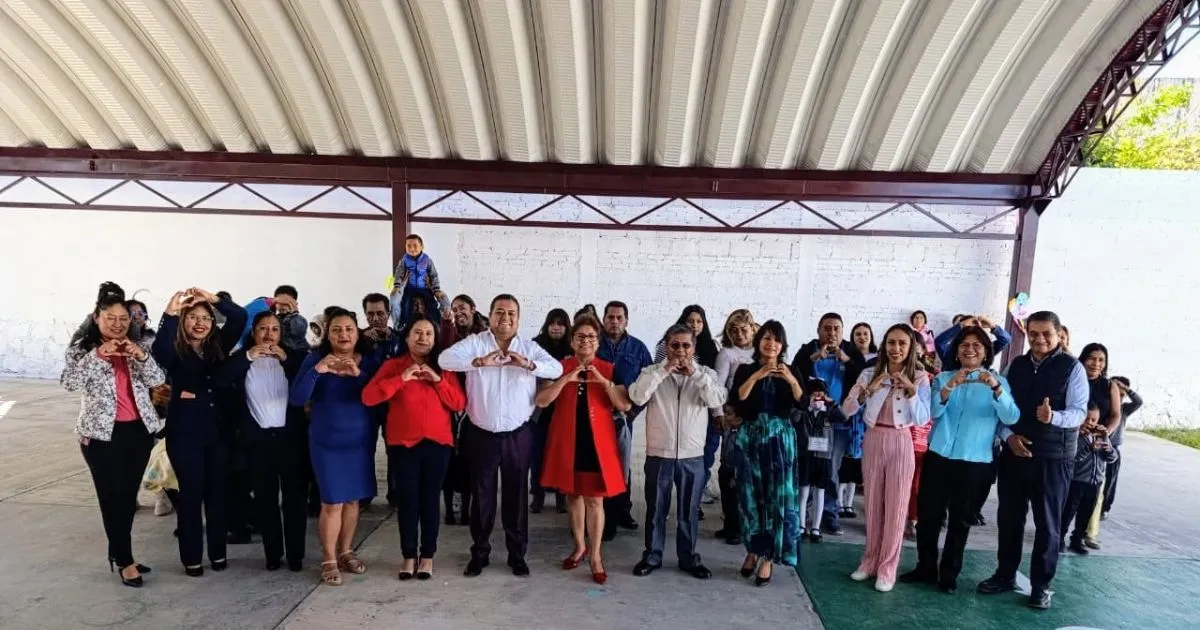 Entrega Tere Alfaro obras de mejoramiento en CAIC de San Cristóbal Tulcingo 